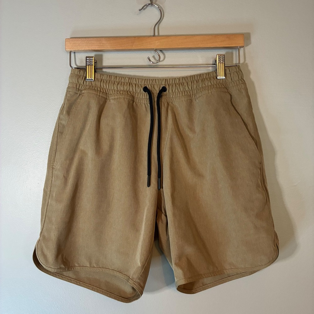 Old Navy Active‎ StretchTech Shorts Mens Small Khaki Tan 7" Inseam Go-Dry Shade